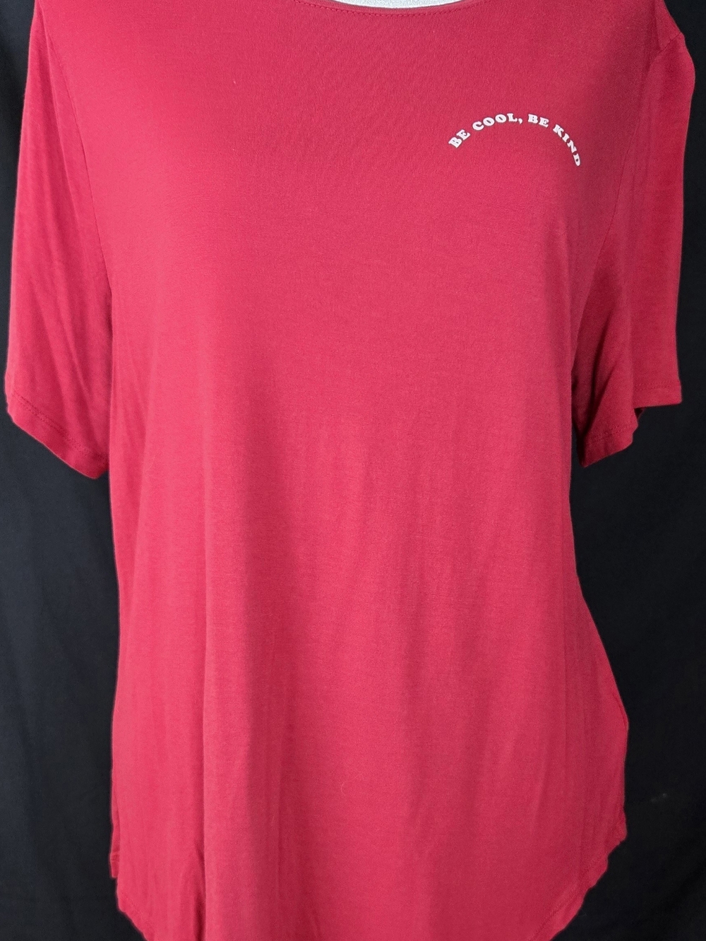 Old Navy Red Short Sleeve Tee with 'Be Cool, Be Kind' Chest Print#735